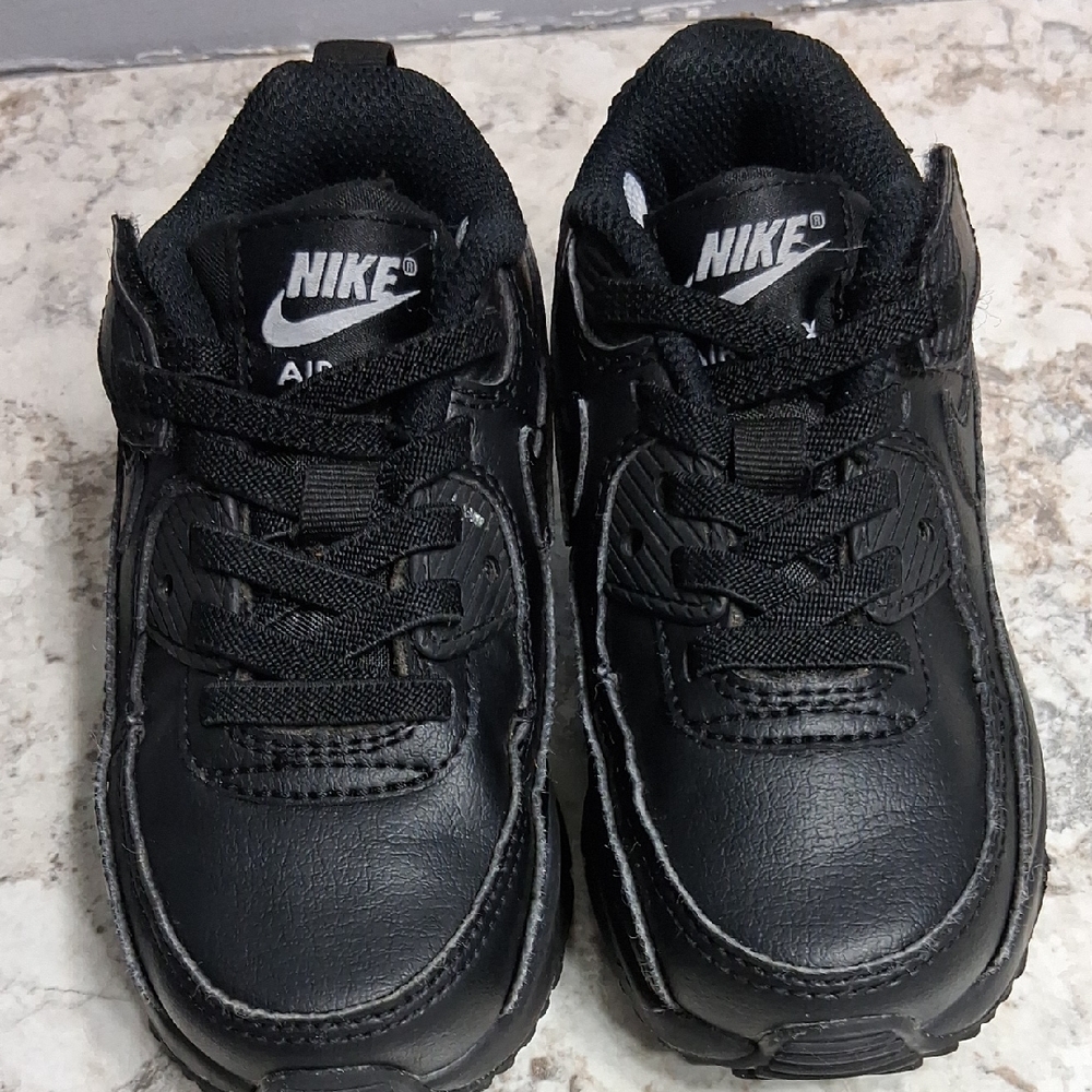 Final $6 Nike Kids Black Leather Sneakers